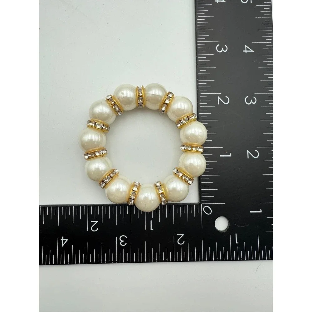 Set of 4 Faux Pearl and Rhinestone Napkin‎ Rings Gold Tone Table Decor Elegant